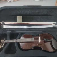 ویولون عالی وتمیز وسالم