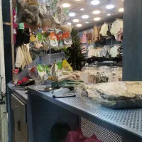 فروشنده لباس بچگانه