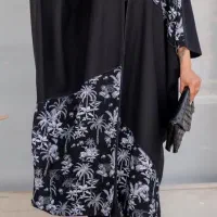 پوشاک ساتین
