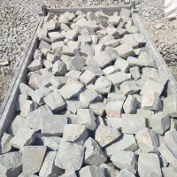 فروش سنگ قرمز