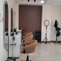 اجاره صندلی و استخدام نیرو در سالن زیبایی