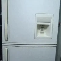 یخچال و فریزر وسرویس مبل ۹ نفره