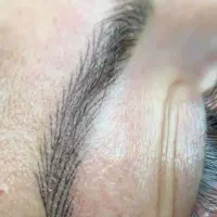 ارایش دائم و تتو صورت با ۸ سال سابقه در کیش
