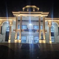 تولیددرب وپنجره دوجداره آلمینیوم تبلیغاتتماسنگیرد