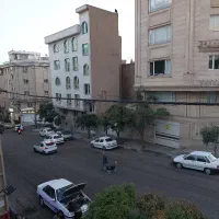 100 متر همکف