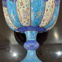 شکلات خوری مینا