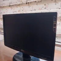مانیتور در حد نو LG