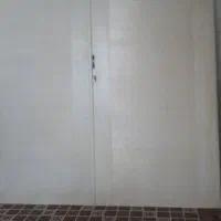 یک جفت در کمد دیواری