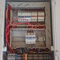 تابلو برق 100 آمپر