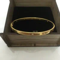 دستبند لاو کارتیه