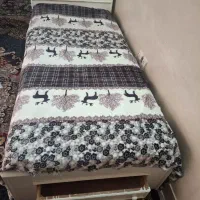 تخت یک نفره