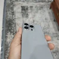 آیفون ۱۵ پرو  رنگ نچرال ۱۲۸ در حد آک باطری ۹۲
