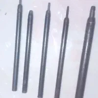 تعدادی ابزار چرمدوزی