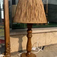 آباژور رومیزی خراطی چوبی با کلاهک رافیا