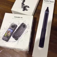 insta360 x4 با مونوپاد و پایه