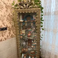 بوفه وساعت برنزی