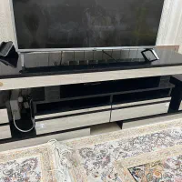 میز تلویزیون ام دی اف و شیشه سکوریت
