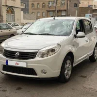 ساندرو۱۳۹۵