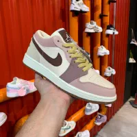 نایک جردن ۱ زنانه ویتنامی در اصفهان+۱۳۰ رنگ جذاب