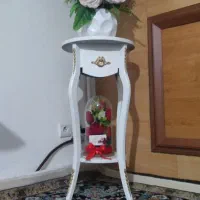 میز تلفن همراه با گل روش