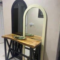 آیینه و کنسول