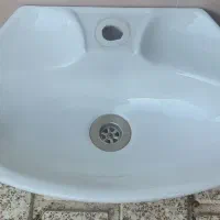 روشویی دیواری مروارید