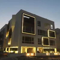 نوبنیاد دو ، دو خواب ، رو به نما