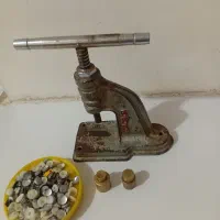 دستگاه پرس دگمه
