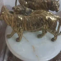 برنز‌سنگین‌وزن‌وآنتیک