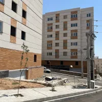 فقط با ۴۰۰ میلیون صاحب خانه شوید