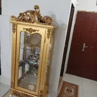 گنجه و بوفه طلایی