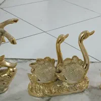 مجسمه گچی طلایی