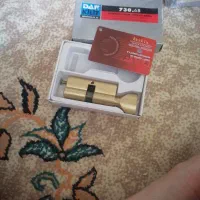 قفل سرویس بهداشتی