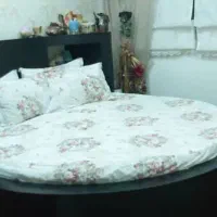 سرویس تخت خواب دو‌نفره گردهمراه با تشک خوش خواب