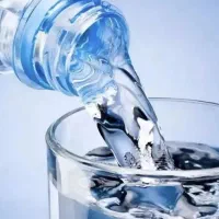 آب معدنی و آشامیدنی