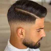 اصلاح در منزل ارایشگر سیار آرایش در محل کار