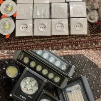 کلید و پریز و هالوژن و پرژکتور