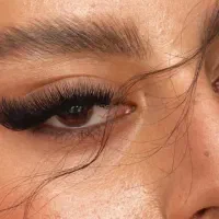 اکستنشن مژه با ضمانت ماندگاری