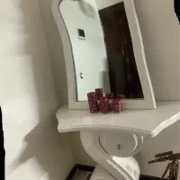 اینه و کنسول