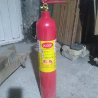 کپسول آتش‌نشانی وشیلنگ
