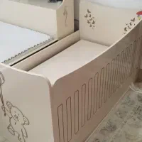 تخت خواب  بچه  یا تخت کنا مادر
