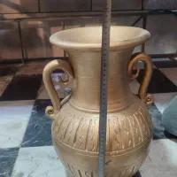 گلدان سفالی بزرگ