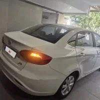 جک j4 مدل 1403