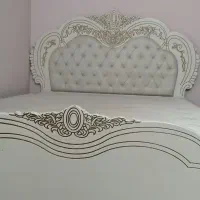 تخت دونفره