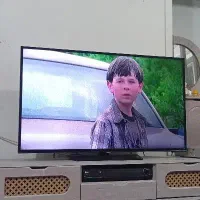 تلویزیون ۴۸ اینچ
