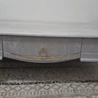 میز عسلی رنگ طوسی