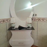 آینه وکنسول در حد نو