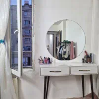 آینه و کنسول