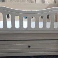 تخت خواب کودکان متحرک در حد نو