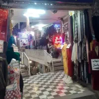 فروش مغازه ۱۰ متری در نقش جهان پاساژ ۱۲ امامی